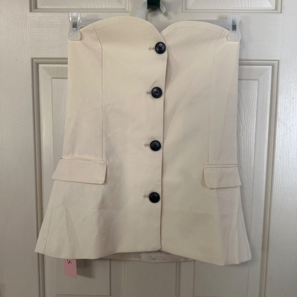 Commense Cream Strapless Button-Up Top - Picture 3 of 6
